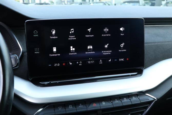 Skoda Octavia IV (A8) с пробегом 2020 года, цена 2 380 000 рублей, 63623 км, лифтбек, Автокод Объявления