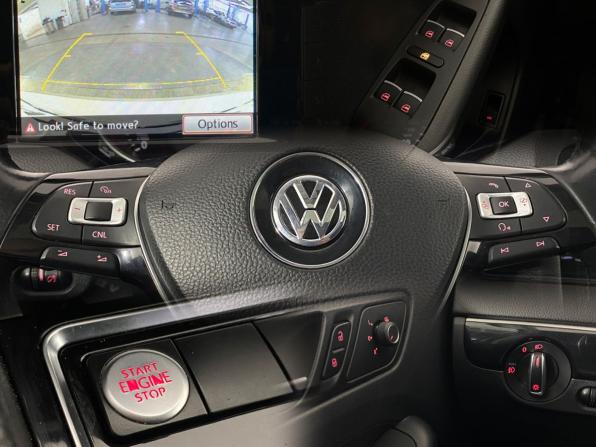 Volkswagen Jetta VI Рестайлинг с пробегом 2014 года, цена 1 090 000 рублей, 245766 км, седан, Автокод Объявления