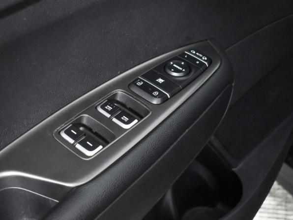 Kia Optima IV Рестайлинг с пробегом 2018 года, цена 1 225 000 рублей, 278001 км, седан, Автокод Объявления
