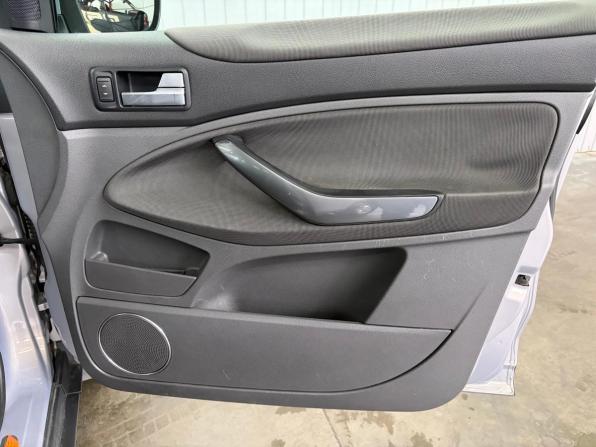 Ford Kuga I с пробегом 2011 года, цена 1 047 000 рублей, 137798 км, внедорожник, Автокод Объявления