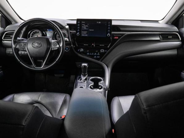 Toyota Camry VIII (XV70) Рестайлинг с пробегом 2021 года, цена 3 150 000 рублей, 51064 км, седан, Автокод Объявления