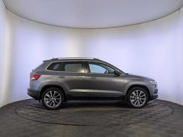 Skoda Karoq I с пробегом 2021 года, цена 2 400 000 рублей, 115292 км, внедорожник, Автокод Объявления