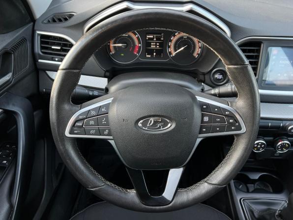 Lada (ВАЗ) Vesta I Рестайлинг (NG) с пробегом 2023 года, цена 1 230 000 рублей, 53200 км, седан, Автокод Объявления
