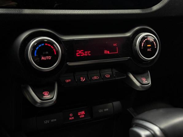 Kia Rio IV с пробегом 2019 года, цена 1 620 000 рублей, 80000 км, хэтчбек, Автокод Объявления