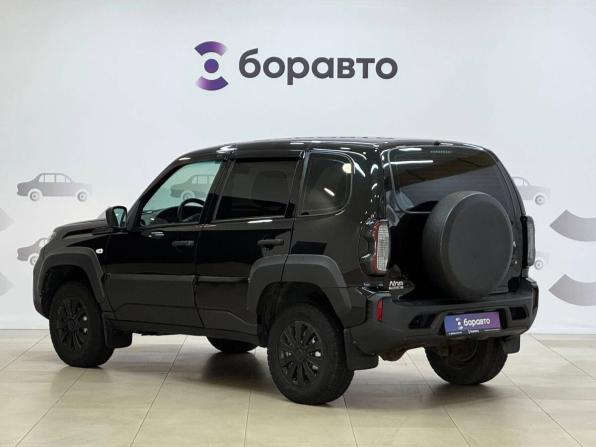 Lada (ВАЗ) Niva Travel I с пробегом 2021 года, цена 900 000 рублей, 45262 км, внедорожник, Автокод Объявления