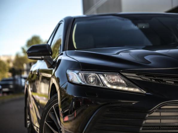 Toyota Camry VIII (XV70) Рестайлинг с пробегом 2021 года, цена 2 399 777 рублей, 223000 км, седан, Автокод Объявления
