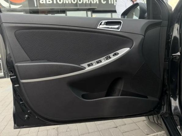 Hyundai Solaris I с пробегом 2013 года, цена 790 000 рублей, 119370 км, седан, Автокод Объявления