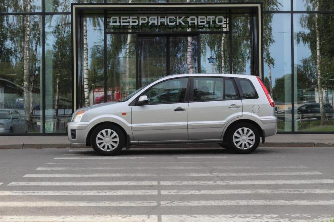 Ford Fusion I Рестайлинг с пробегом 2011 года, цена 845 000 рублей, 75550 км, хэтчбек, Автокод Объявления