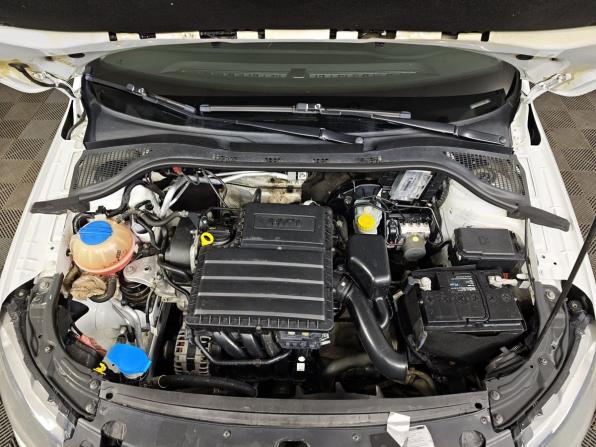 Skoda Rapid I с пробегом 2015 года, цена 589 000 рублей, 313645 км, лифтбек, Автокод Объявления