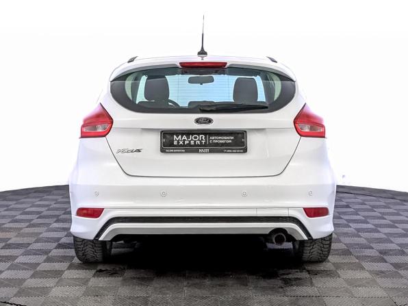 Ford Focus III Рестайлинг с пробегом 2018 года, цена 1 090 000 рублей, 105035 км, хэтчбек, Автокод Объявления