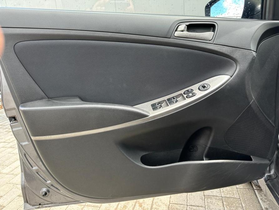 Hyundai Solaris I Рестайлинг Тамбов  - изображение 19