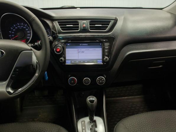 Kia Rio III Рестайлинг с пробегом 2015 года, цена 1 090 000 рублей, 157606 км, хэтчбек, Автокод Объявления