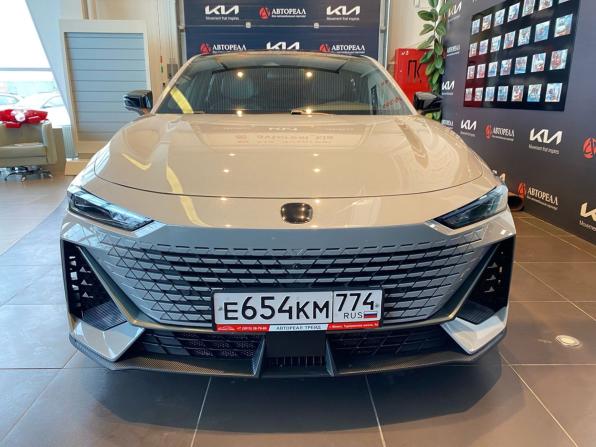 Changan UNI-V I с пробегом 2023 года, цена 2 350 000 рублей, 9530 км, лифтбек, Автокод Объявления