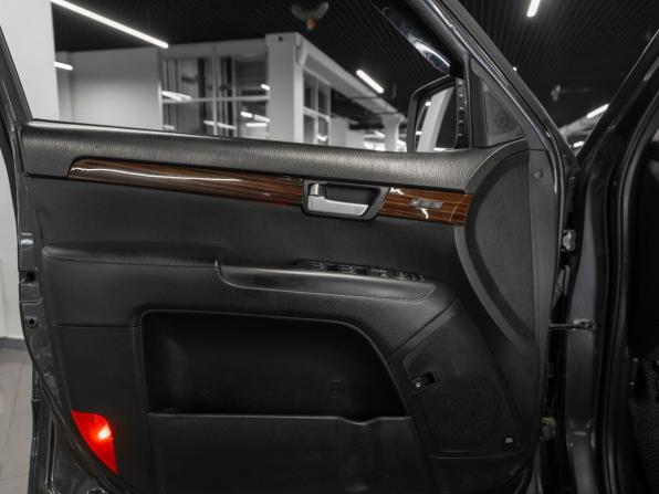 Kia Mohave I Рестайлинг с пробегом 2017 года, цена 2 770 000 рублей, 168181 км, внедорожник, Автокод Объявления