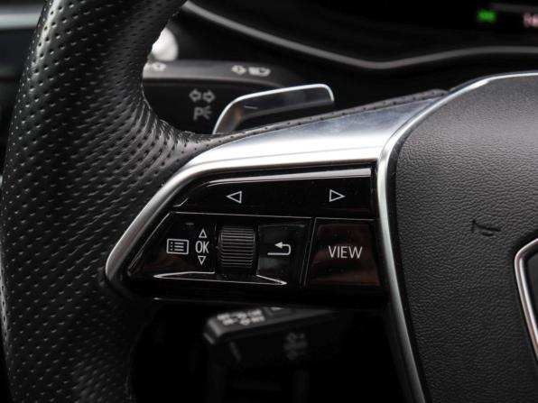 Audi A6 V (C8) с пробегом 2021 года, цена 4 369 000 рублей, 93876 км, седан, Автокод Объявления