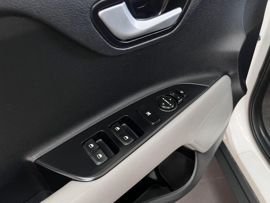 Kia Stonic I Тверь  - изображение 16