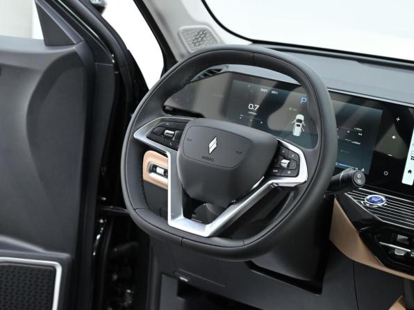 Новый Livan X6 Pro 2024 года, цена 1 749 000 рублей, внедорожник, Автокод Объявления