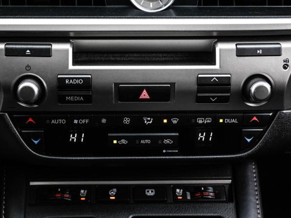 Lexus ES VI Рестайлинг с пробегом 2017 года, цена 2 969 000 рублей, 114182 км, седан, Автокод Объявления