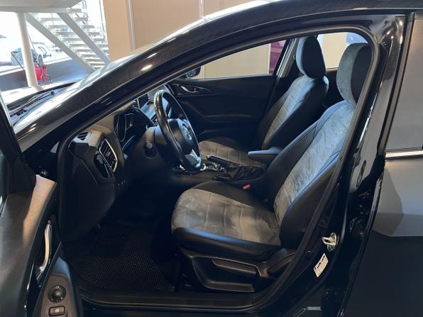 Mazda 3 III (BM) с пробегом 2013 года, цена 1 490 000 рублей, 80316 км, седан, Автокод Объявления