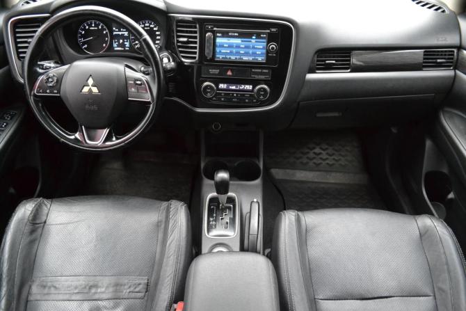 Mitsubishi Outlander III Рестайлинг 2 с пробегом 2016 года, цена 1 700 000 рублей, 229189 км, внедорожник, Автокод Объявления