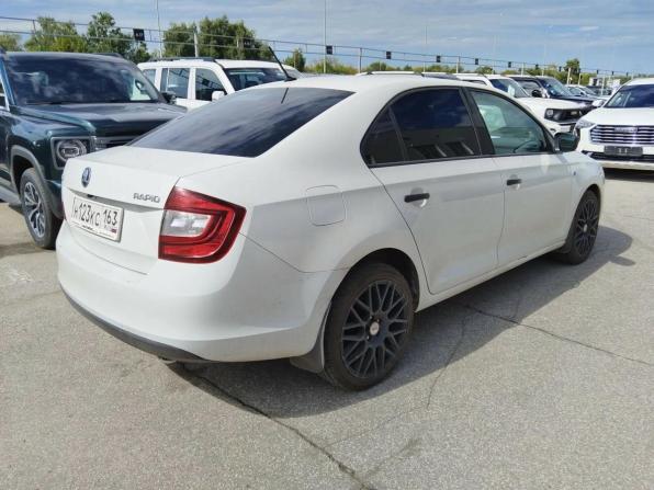 Skoda Rapid I с пробегом 2016 года, цена 822 000 рублей, 205575 км, лифтбек, Автокод Объявления