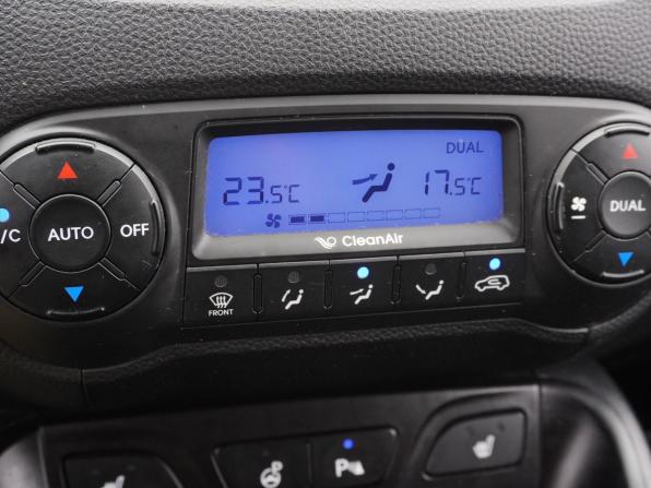 Hyundai ix35 I с пробегом 2011 года, цена 1 100 000 рублей, 245201 км, внедорожник, Автокод Объявления