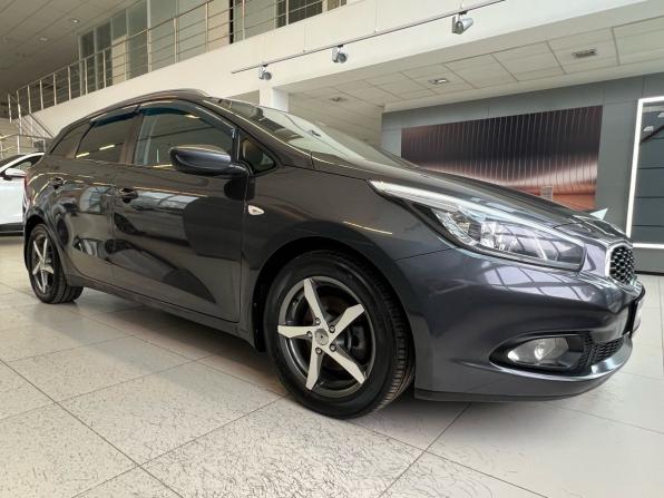 Kia Ceed II с пробегом 2013 года, цена 999 000 рублей, 213000 км, универсал, Автокод Объявления