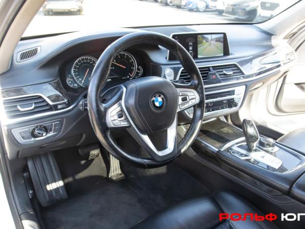 BMW 7 серии VI (G11/G12) с пробегом 2015 года, цена 2 998 000 рублей, 141480 км, седан, Автокод Объявления
