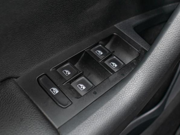 Skoda Octavia III (A7) Рестайлинг с пробегом 2019 года, цена 1 980 000 рублей, 162885 км, лифтбек, Автокод Объявления