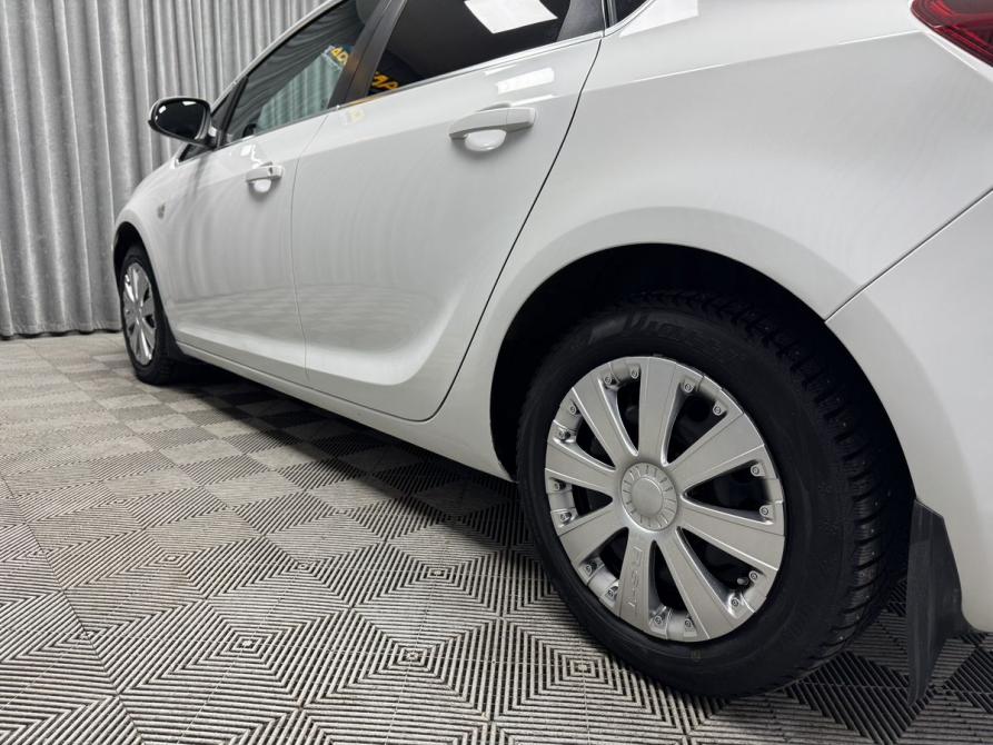 Opel Astra J Стерлитамак  - изображение 11