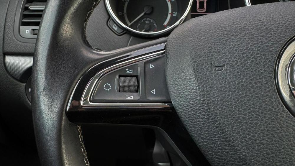 Skoda Yeti I Рестайлинг Брянск  - изображение 10