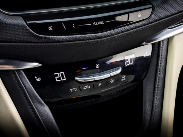 Cadillac XT5 I с пробегом 2016 года, цена 2 490 000 рублей, 106240 км, внедорожник, Автокод Объявления