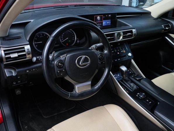 Lexus IS III с пробегом 2014 года, цена 2 900 000 рублей, 180826 км, седан, Автокод Объявления