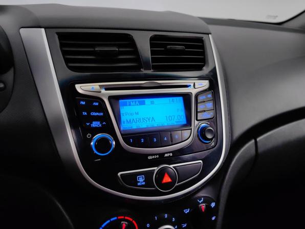 Hyundai Solaris I с пробегом 2011 года, цена 660 000 рублей, 91251 км, седан, Автокод Объявления