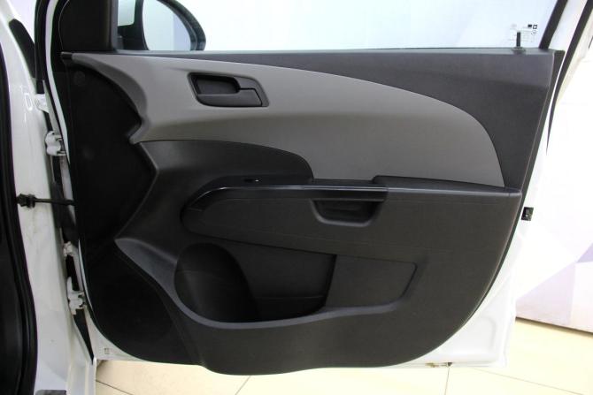 Chevrolet Aveo II с пробегом 2015 года, цена 695 000 рублей, 172145 км, седан, Автокод Объявления