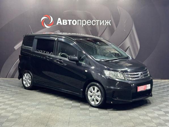 Honda Freed I с пробегом 2011 года, цена 1 120 000 рублей, 220731 км, компактвэн, Автокод Объявления