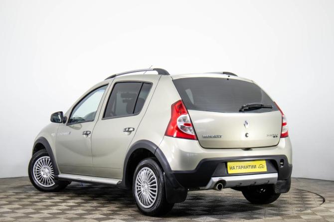 Renault Sandero I с пробегом 2011 года, цена 529 000 рублей, 280000 км, хэтчбек, Автокод Объявления