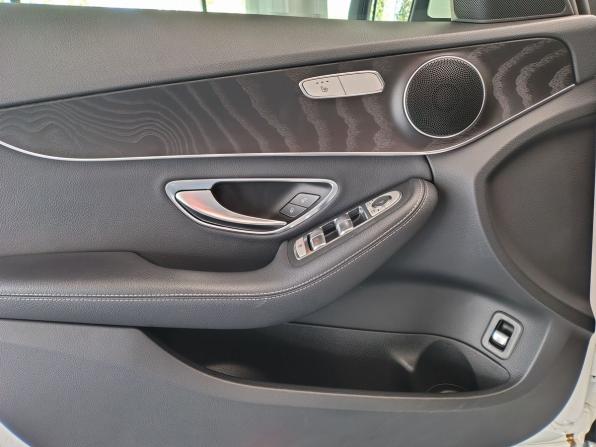Mercedes-Benz C-Класс IV (W205) Рестайлинг с пробегом 2019 года, цена 2 990 000 рублей, 36821 км, седан, Автокод Объявления
