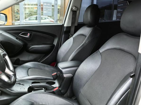 Hyundai ix35 I Рестайлинг с пробегом 2013 года, цена 1 329 000 рублей, 170000 км, внедорожник, Автокод Объявления