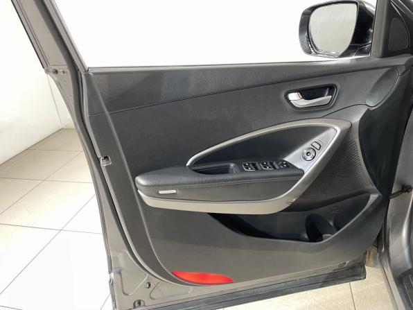 Hyundai Santa Fe III с пробегом 2013 года, цена 1 590 000 рублей, 133640 км, внедорожник, Автокод Объявления