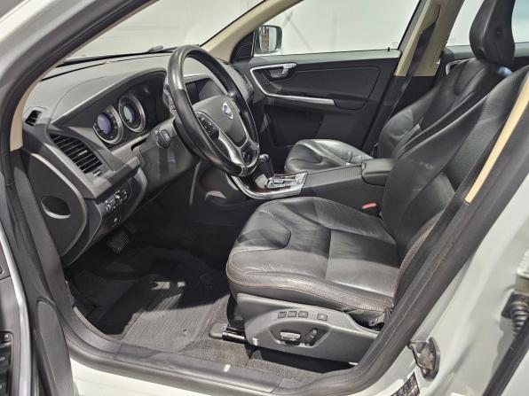 Volvo XC60 I с пробегом 2012 года, цена 1 599 000 рублей, 177990 км, внедорожник, Автокод Объявления