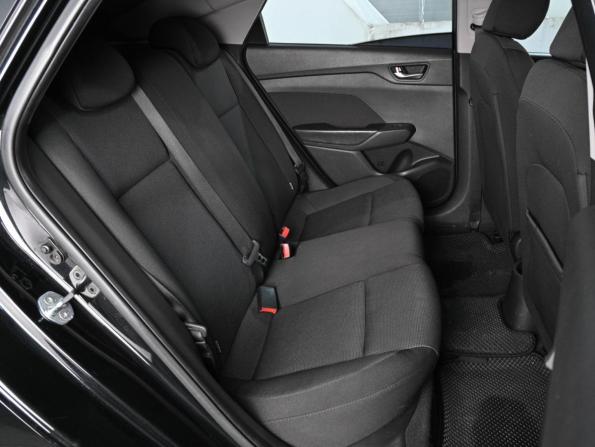 Hyundai Solaris II с пробегом 2019 года, цена 1 499 000 рублей, 126062 км, седан, Автокод Объявления