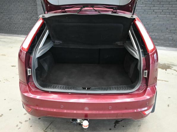 Ford Focus II Рестайлинг с пробегом 2008 года, цена 650 000 рублей, 172108 км, хэтчбек, Автокод Объявления
