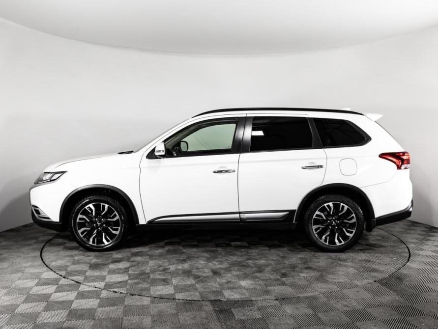 Mitsubishi Outlander III Рестайлинг 3 Санкт-Петербург  - изображение 8