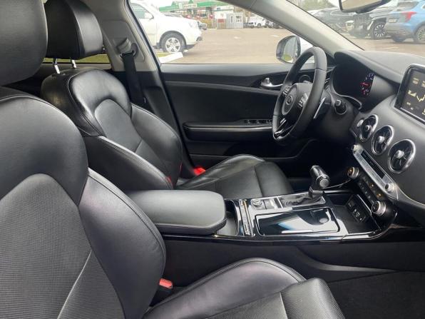 Kia Stinger I с пробегом 2019 года, цена 2 953 000 рублей, 117600 км, лифтбек, Автокод Объявления