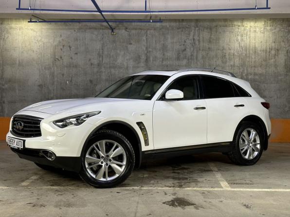 Infiniti FX II (S51) Рестайлинг с пробегом 2012 года, цена 2 250 000 рублей, 127026 км, внедорожник, Автокод Объявления