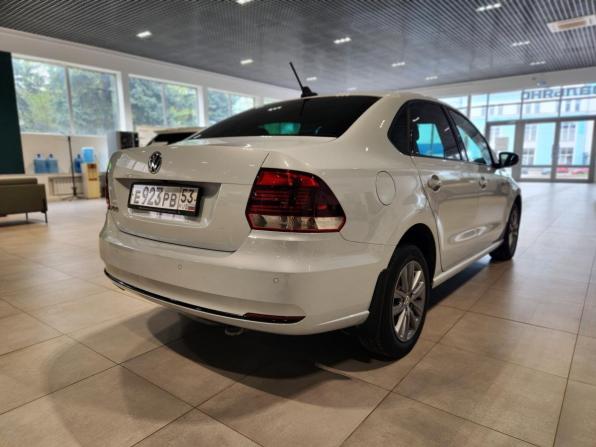 Volkswagen Polo V Рестайлинг с пробегом 2019 года, цена 1 300 000 рублей, 109000 км, седан, Автокод Объявления