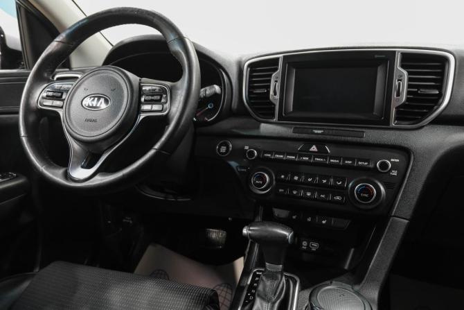 Kia Sportage IV с пробегом 2018 года, цена 1 979 000 рублей, 137000 км, внедорожник, Автокод Объявления