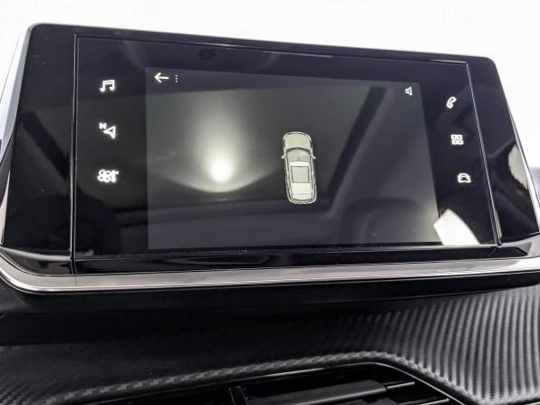 Peugeot 2008 II с пробегом 2021 года, цена 2 025 000 рублей, 13039 км, внедорожник, Автокод Объявления