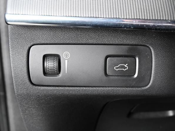 Volvo XC90 II Рестайлинг 1 с пробегом 2021 года, цена 4 935 000 рублей, 106360 км, внедорожник, Автокод Объявления